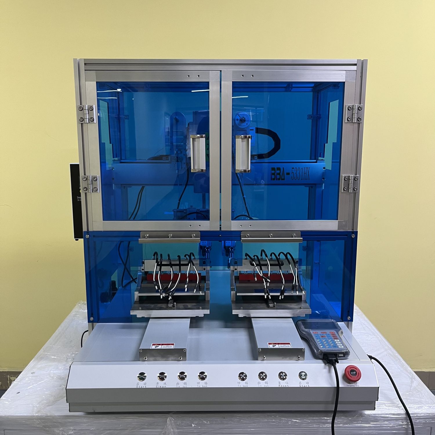 Máy hàn tự động cấp công nghiệp với nắp đậy an toàn và hệ thống cho ăn bằng thiếc, được sử dụng trong lắp ráp PCB