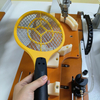 Loại tủ Máy siết vít hoàn toàn tự động Máy vặn vít tự động tùy chỉnh cho vợt cầu lông Lắp ráp vít
