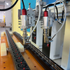 Loại tủ Máy hàn tự động hai đầu cho phích cắm điện PDU Trạm đôi Robot hàn tự động cho ổ cắm và phích cắm PDU Nhà sản xuất Trung Quốc